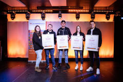 Bild-mit-allen-Urkunden