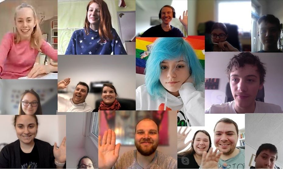 Kollage von Bildern von jungen Menschen vor ihrer Webcam